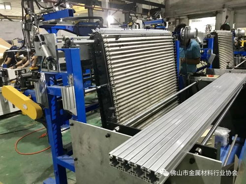 執行會長李強拜訪中成管業總經理陳華華 寬為機械總經理黃俊